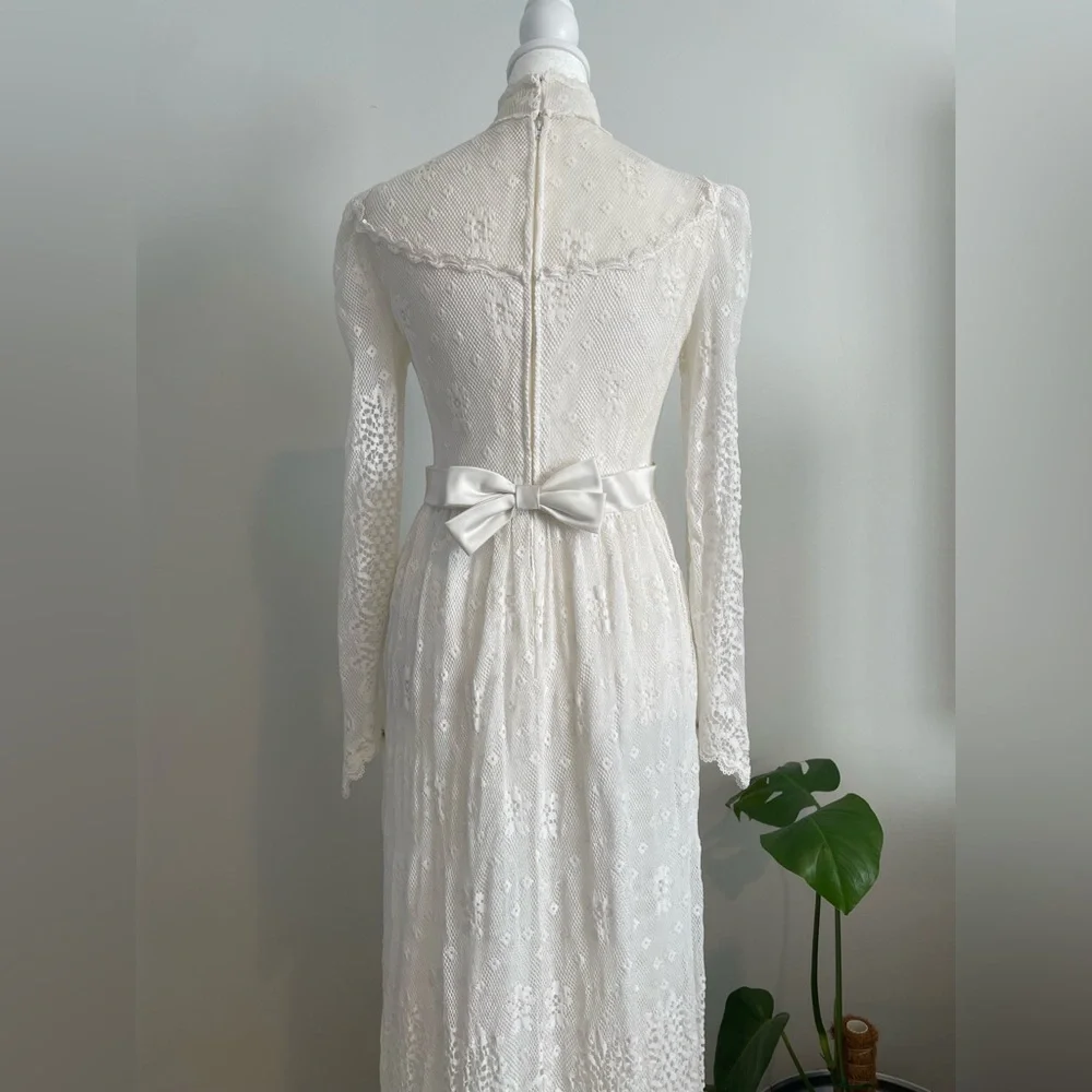 Vintage 60s/70s Prairie/Cottagecore/Boho High Neck Wedding/Formal Maxi Dress - Picture 6 of 9